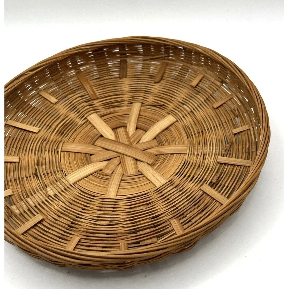 Vtg Woven Chinese Split Bamboo & Rattan Woven Boho Round Storage Basket & Lid